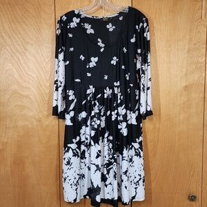 R&B collection long sleeve black & white dress